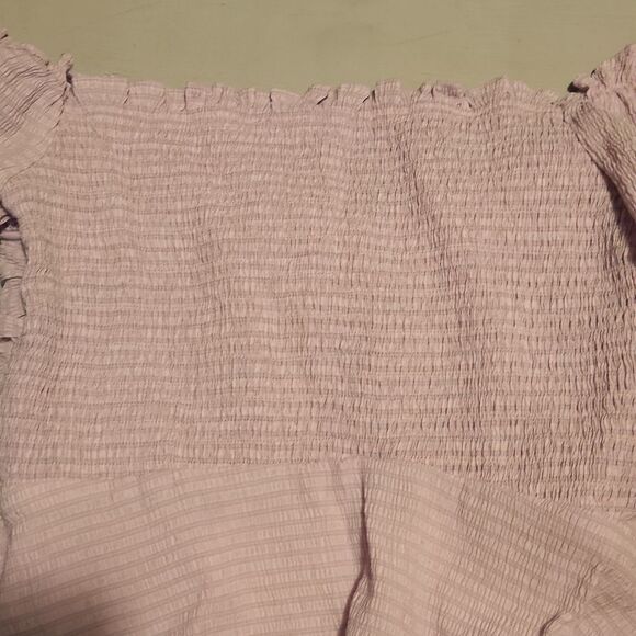 Astr The Label Ladies Sz XS Lilac Off Shoulder Crop Top - Picture 6 of 7